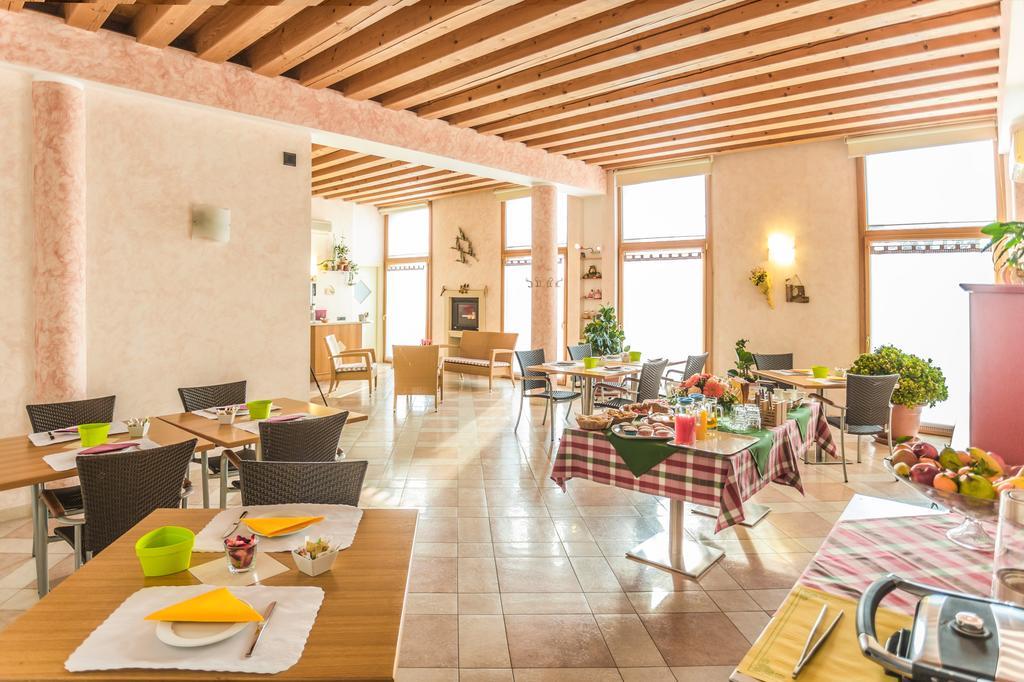 Agriturismo B&B Il Girasole 오리아고디미라 외부 사진